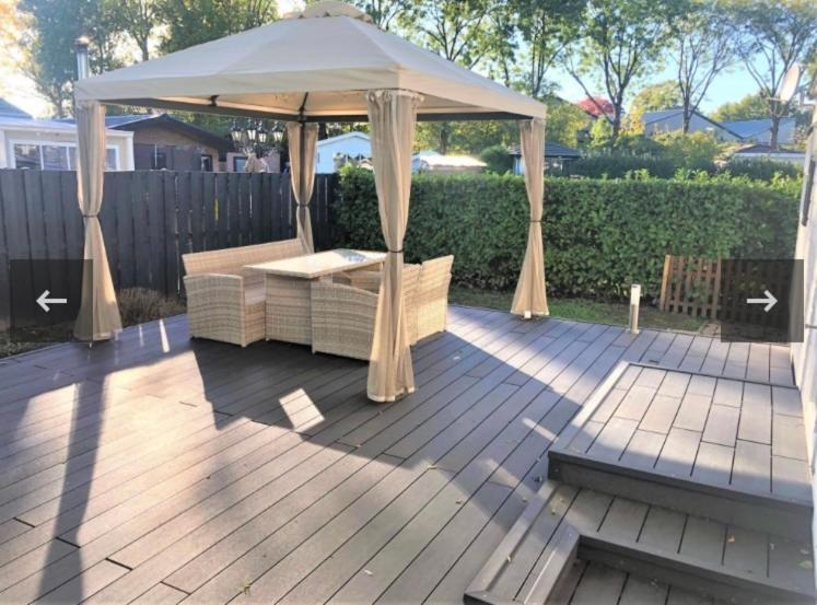 מלון Vakantiehuis Recreatiepark Rhederlaagse Meren Lathum מראה חיצוני תמונה